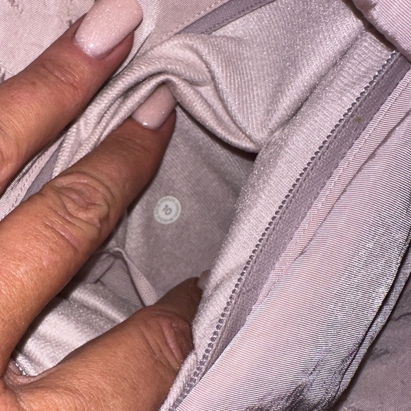 Lululemon In A Flurry Vest. Porcelain Pink. Sz 10. - Picture 7 of 13
